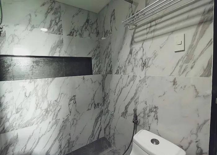 Mia Casa One Pavillon Place 4*